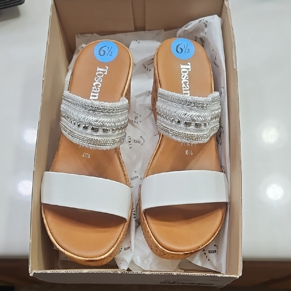 Toscana Women's Elegant White and Silver Sandals